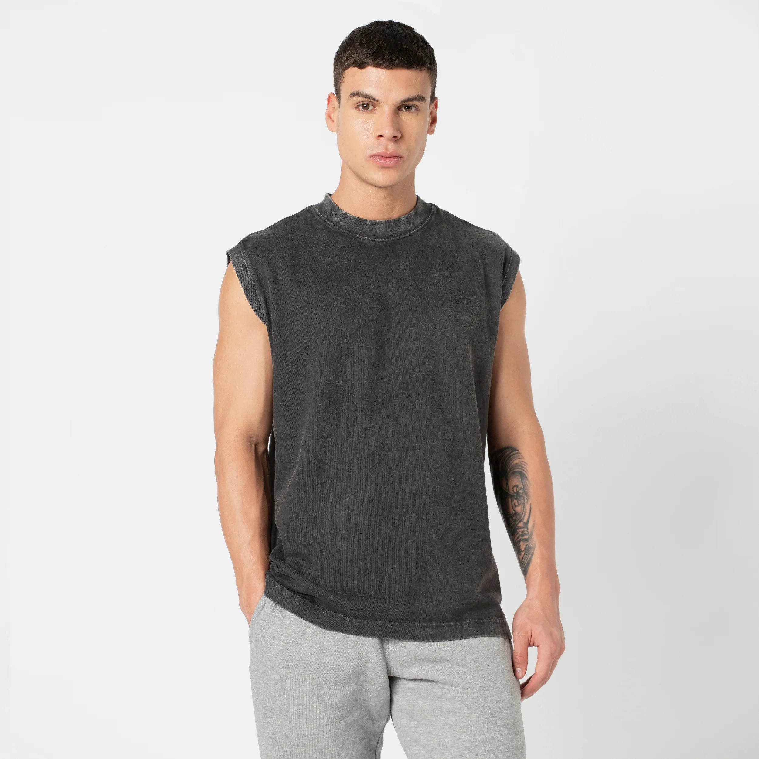Boxy Tank - Image 24