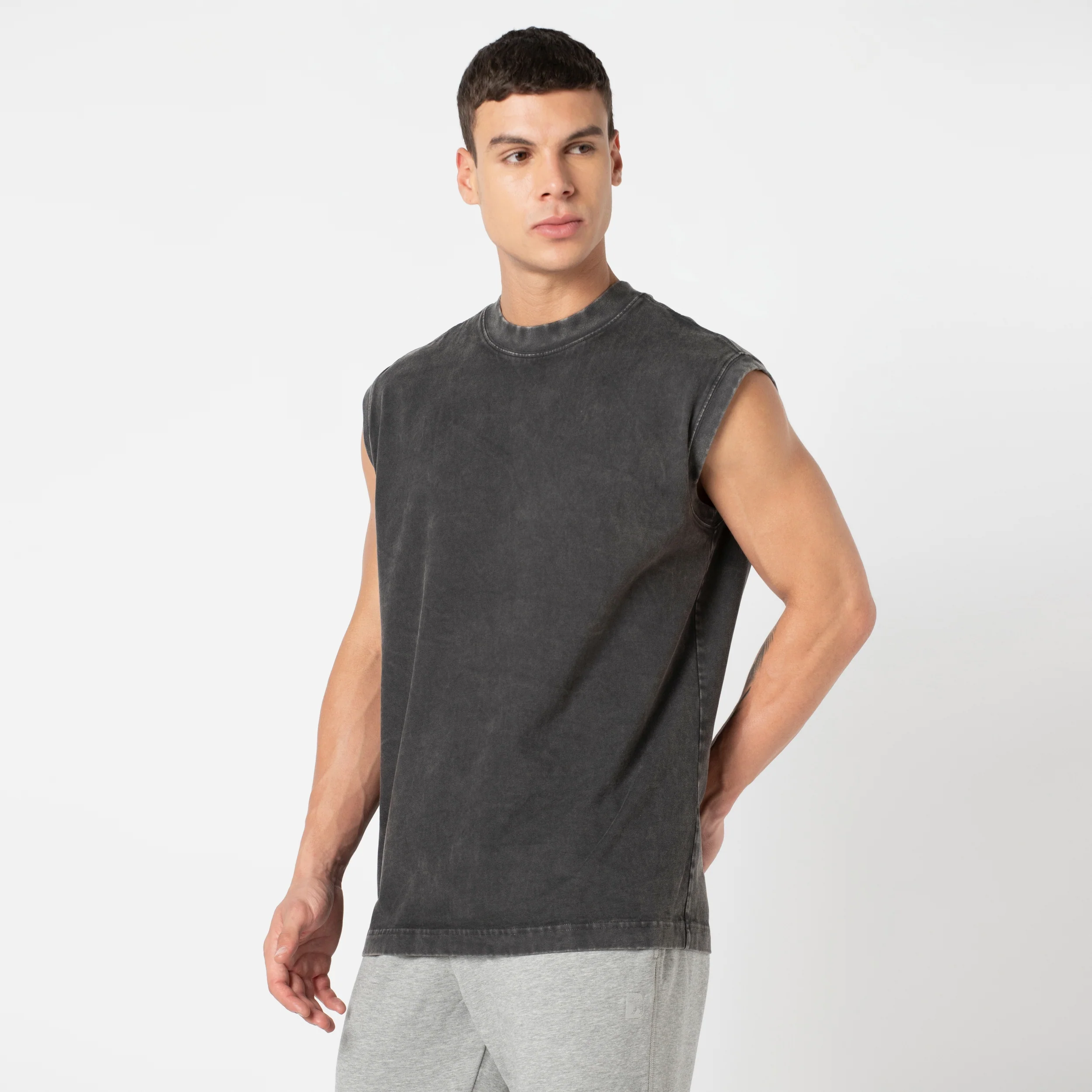 Boxy Tank - Image 25
