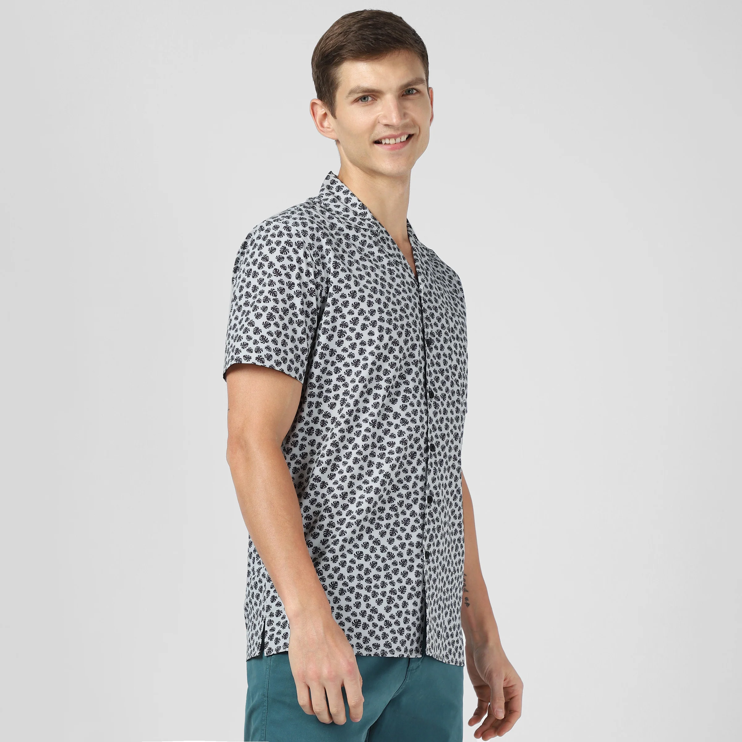 Cabana Camp Collar Shirt - Image 19