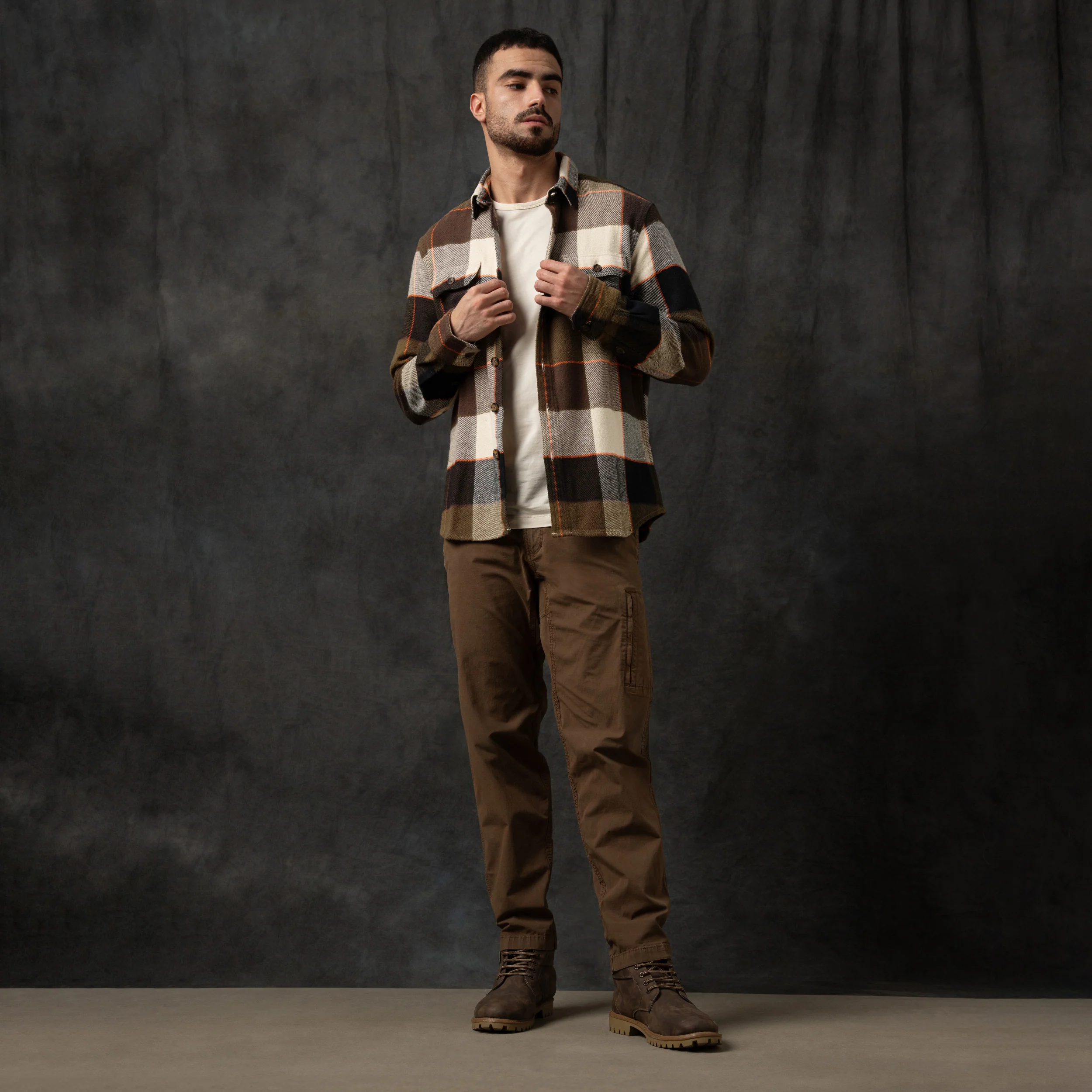 Heavyweight Flannel Overshirt - Image 20