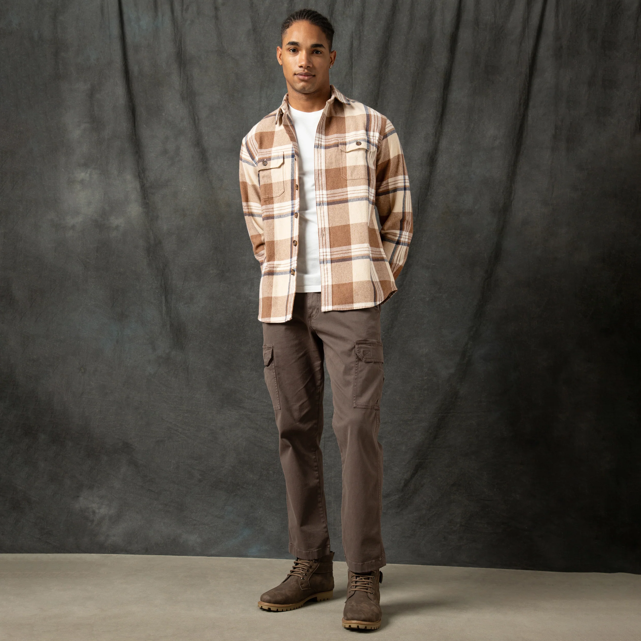 Heavyweight Flannel Overshirt - Image 27