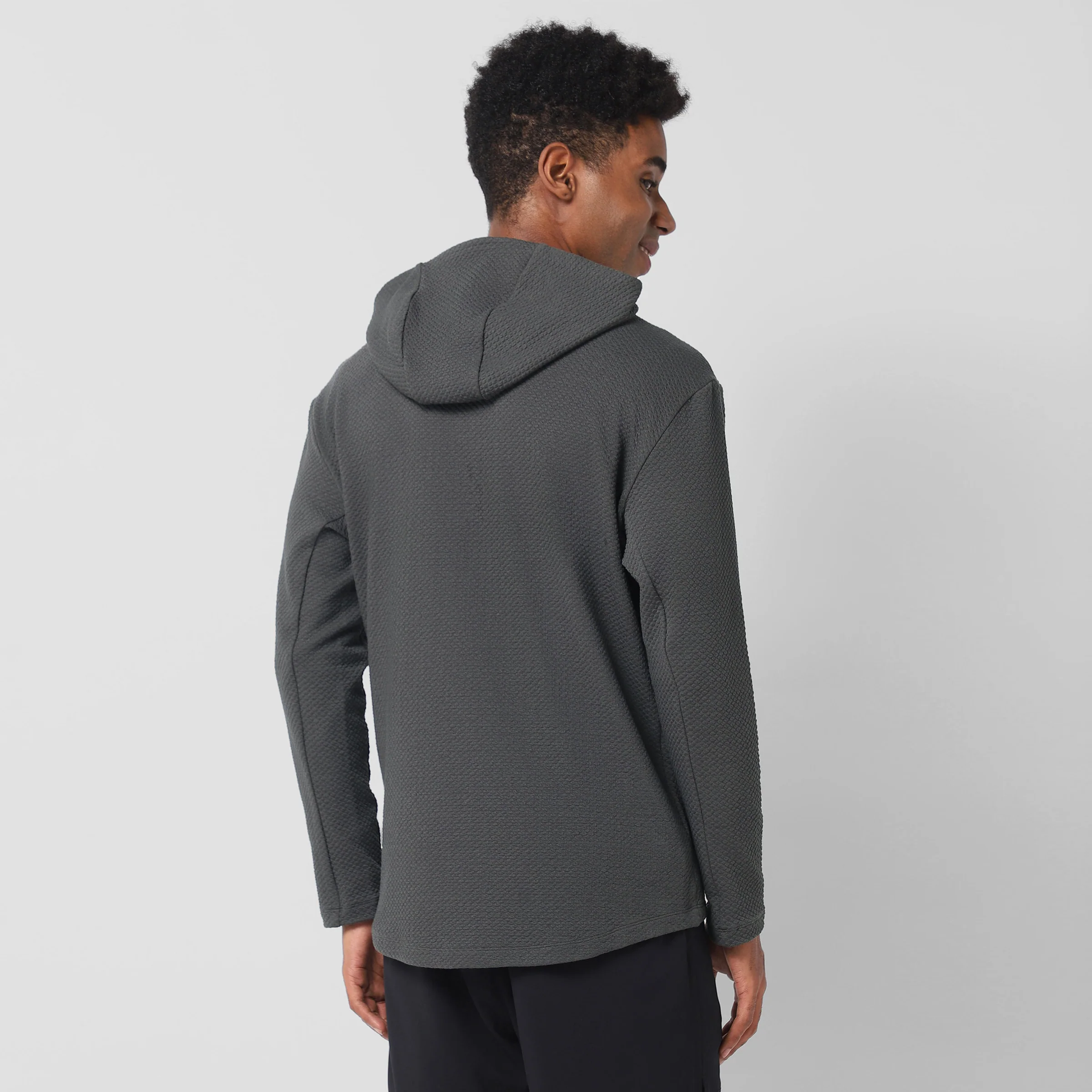 Roam Hoodie - Image 20