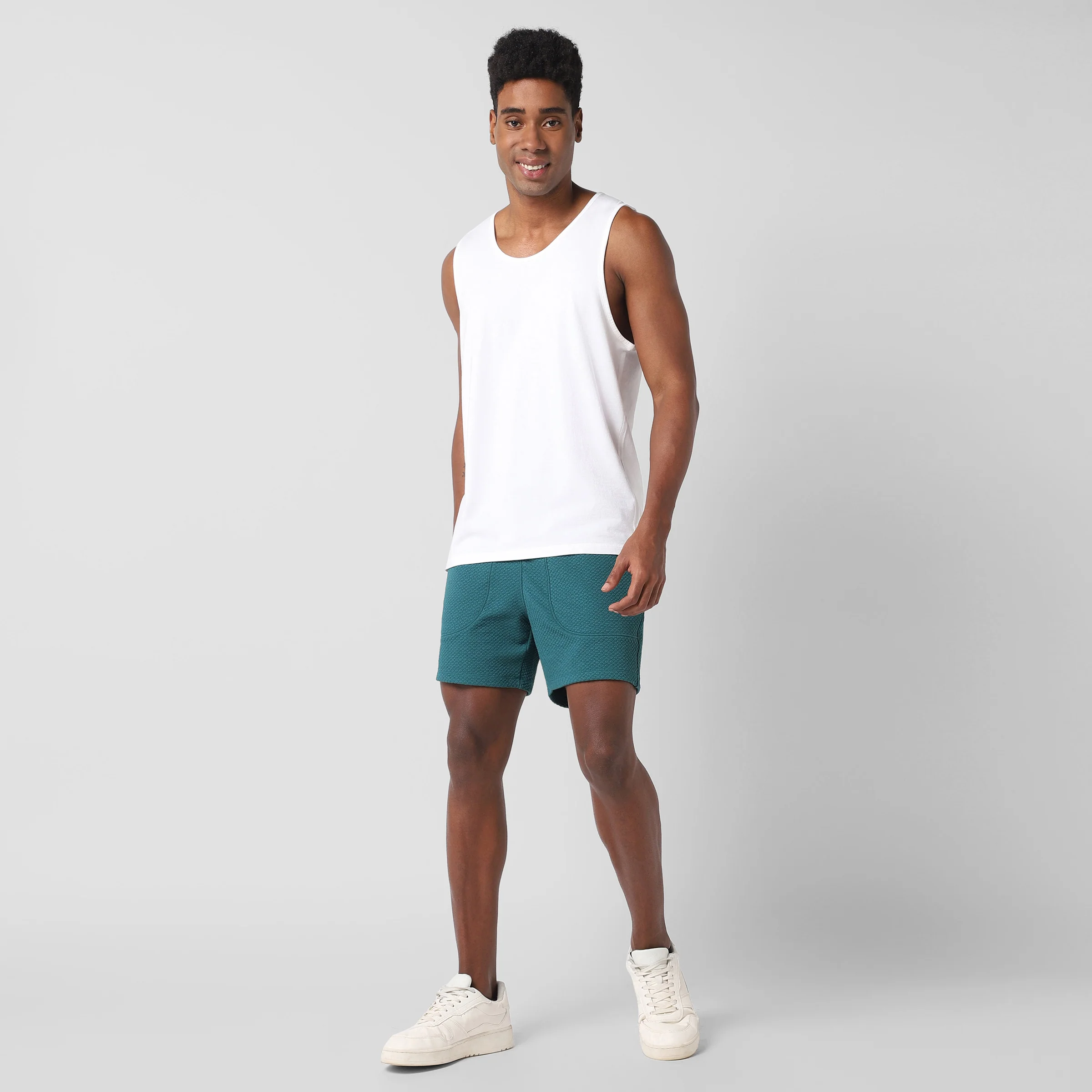 Roam Short - Image 15