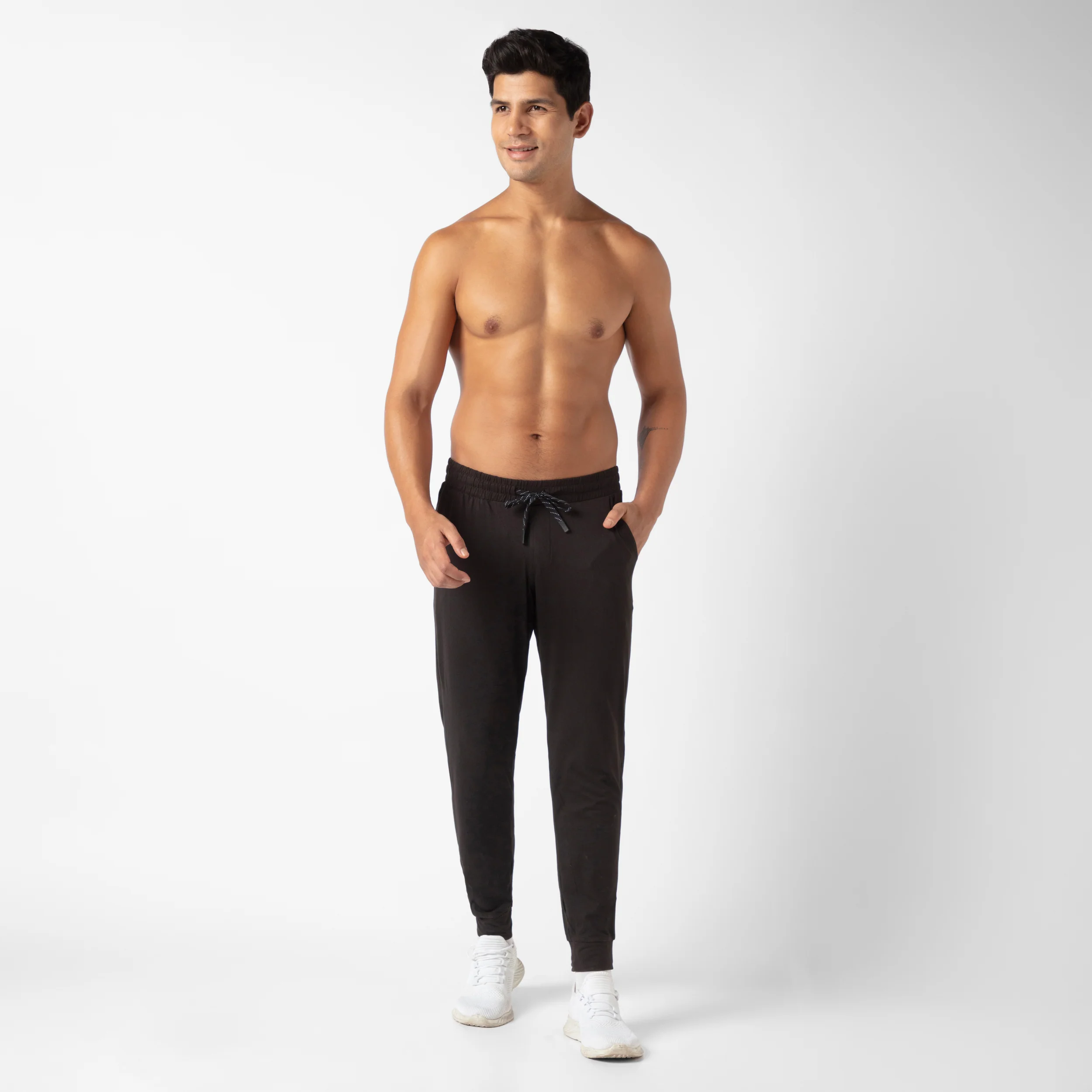 Tech Jogger - Image 28